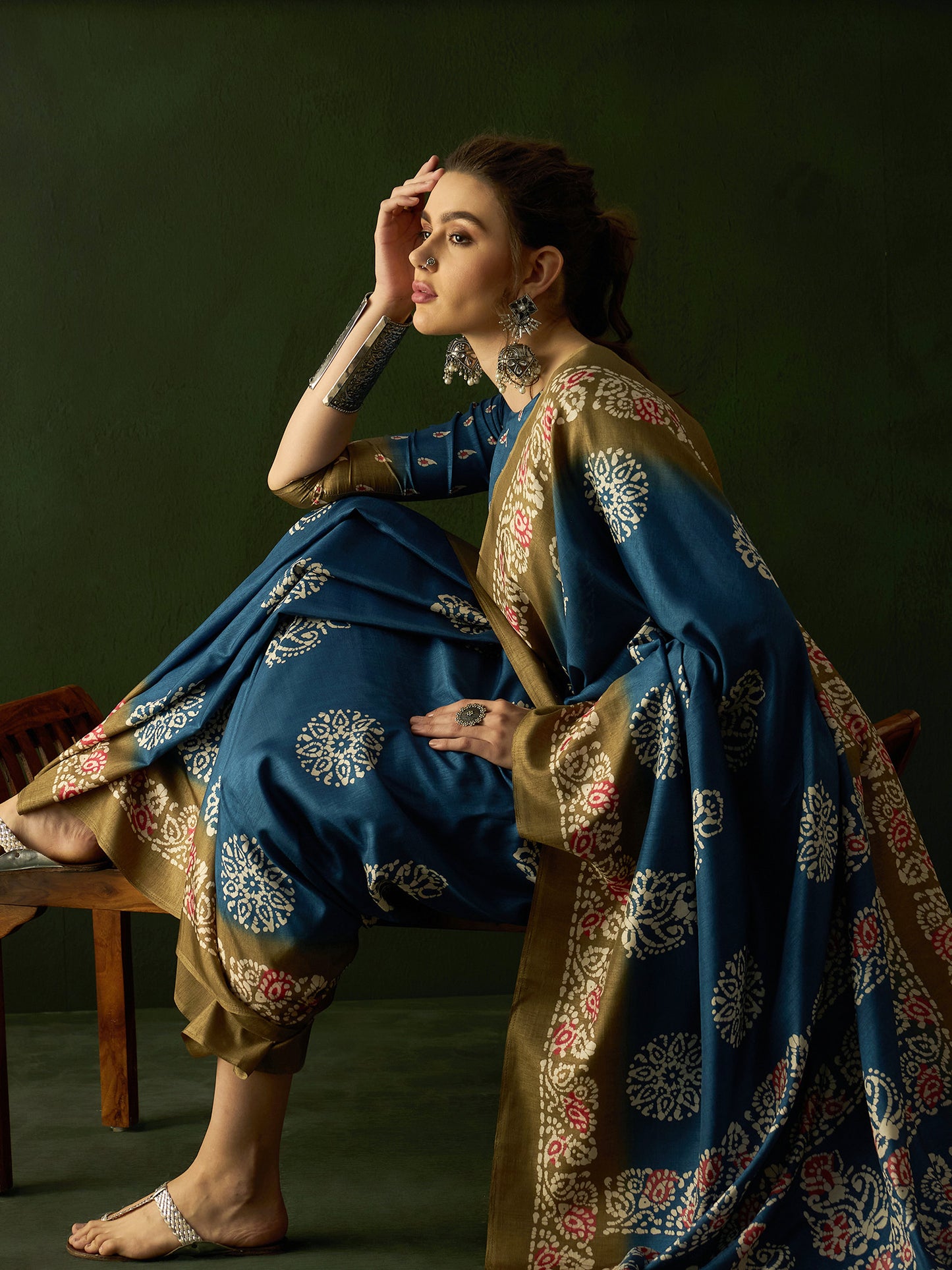 Women's Dola Silk Teal blue Printed Designer Saree With Blouse Piece