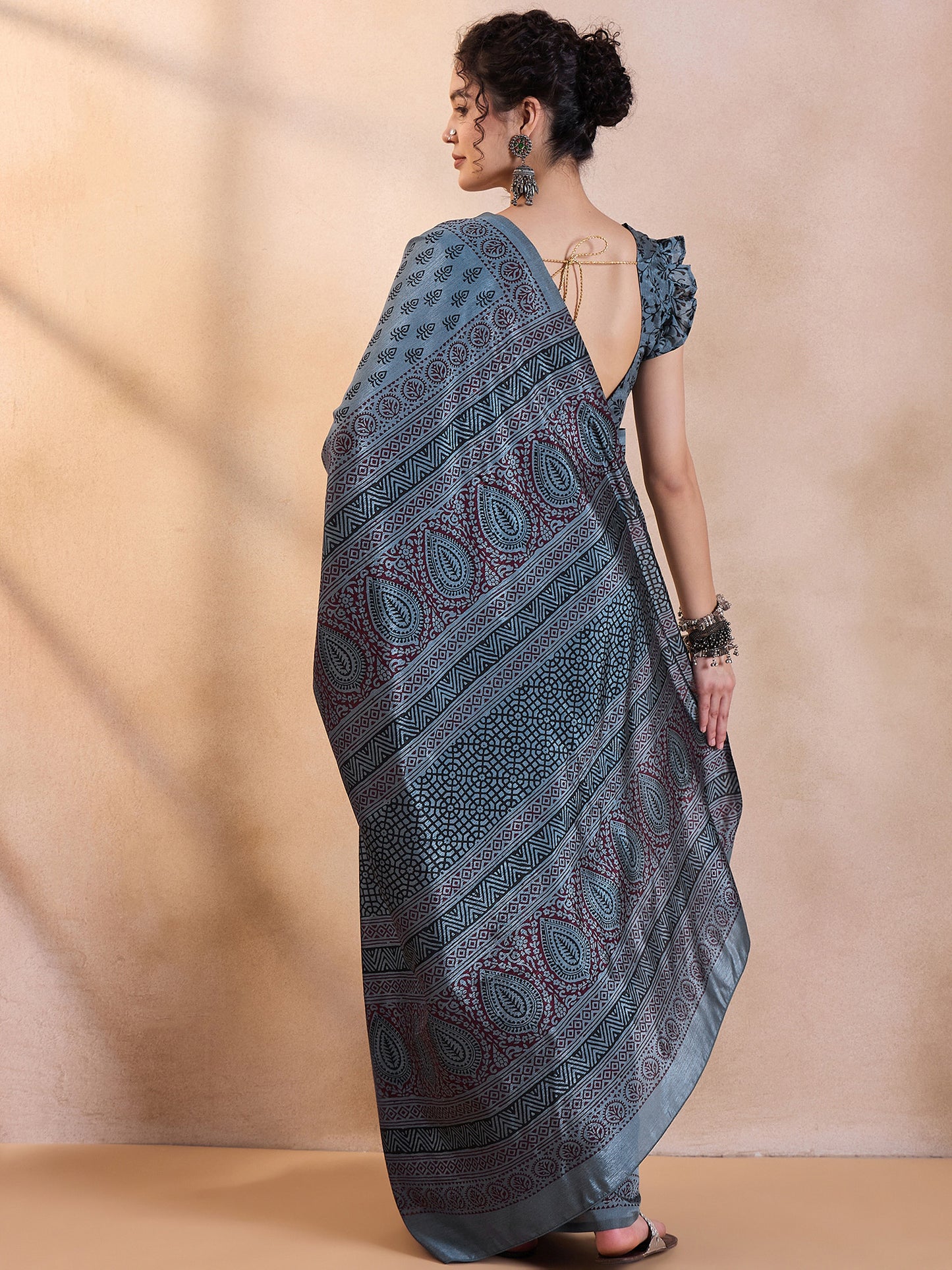 Women's Dola Silk Metallic Printed Designer Saree With Blouse Piece