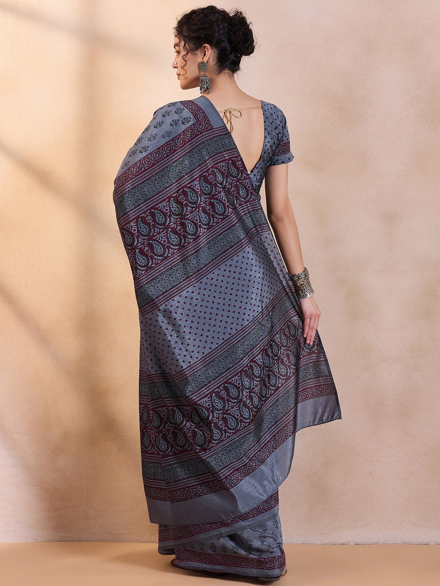 Women's Dola Silk Metallic Printed Designer Saree With Blouse Piece