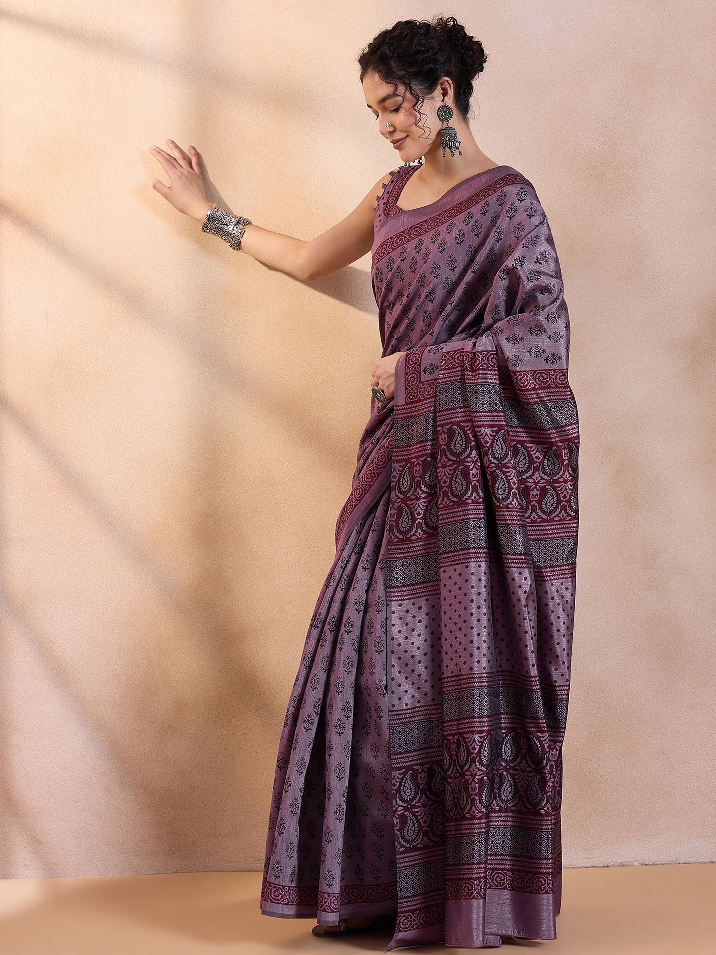 Women's Dola Silk Mauve Printed Designer Saree With Blouse Piece