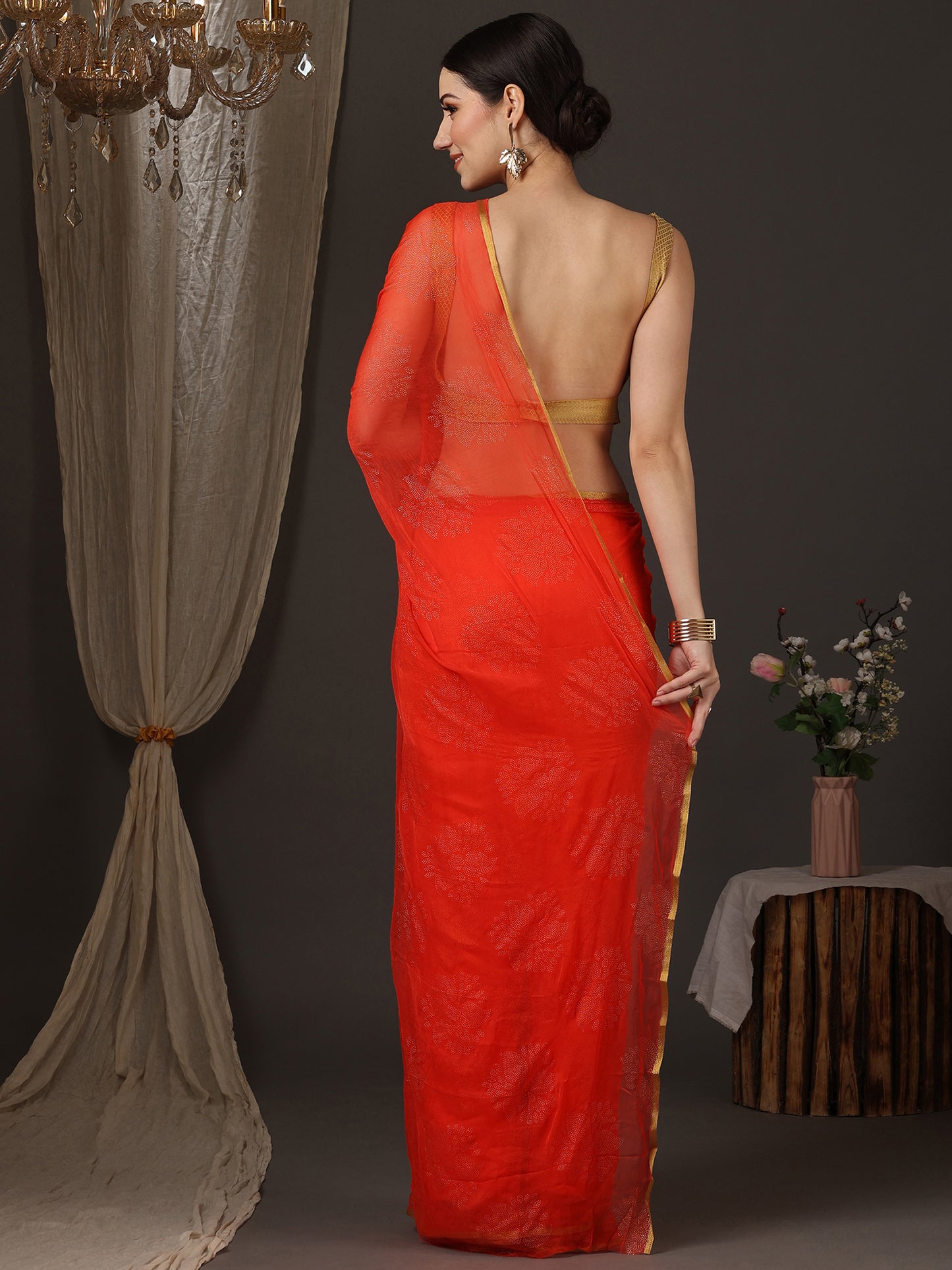 Women's Chiffon Pink Embellished Designer Saree With Blouse Piece