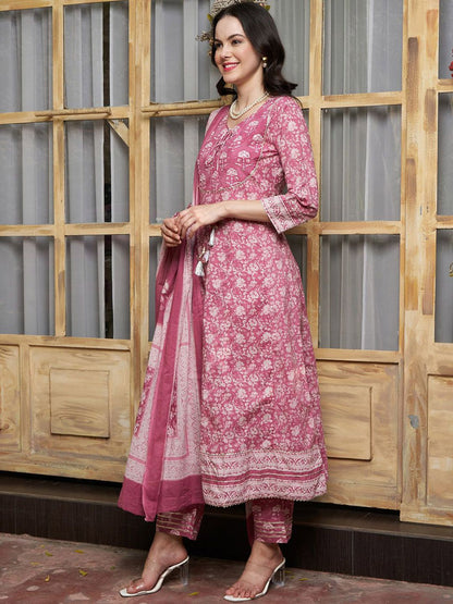 Dhiyona SN Women's Mauve Floral Printed Keyhole Neck Pure Cotton Kurta With Trouser & Dupatta