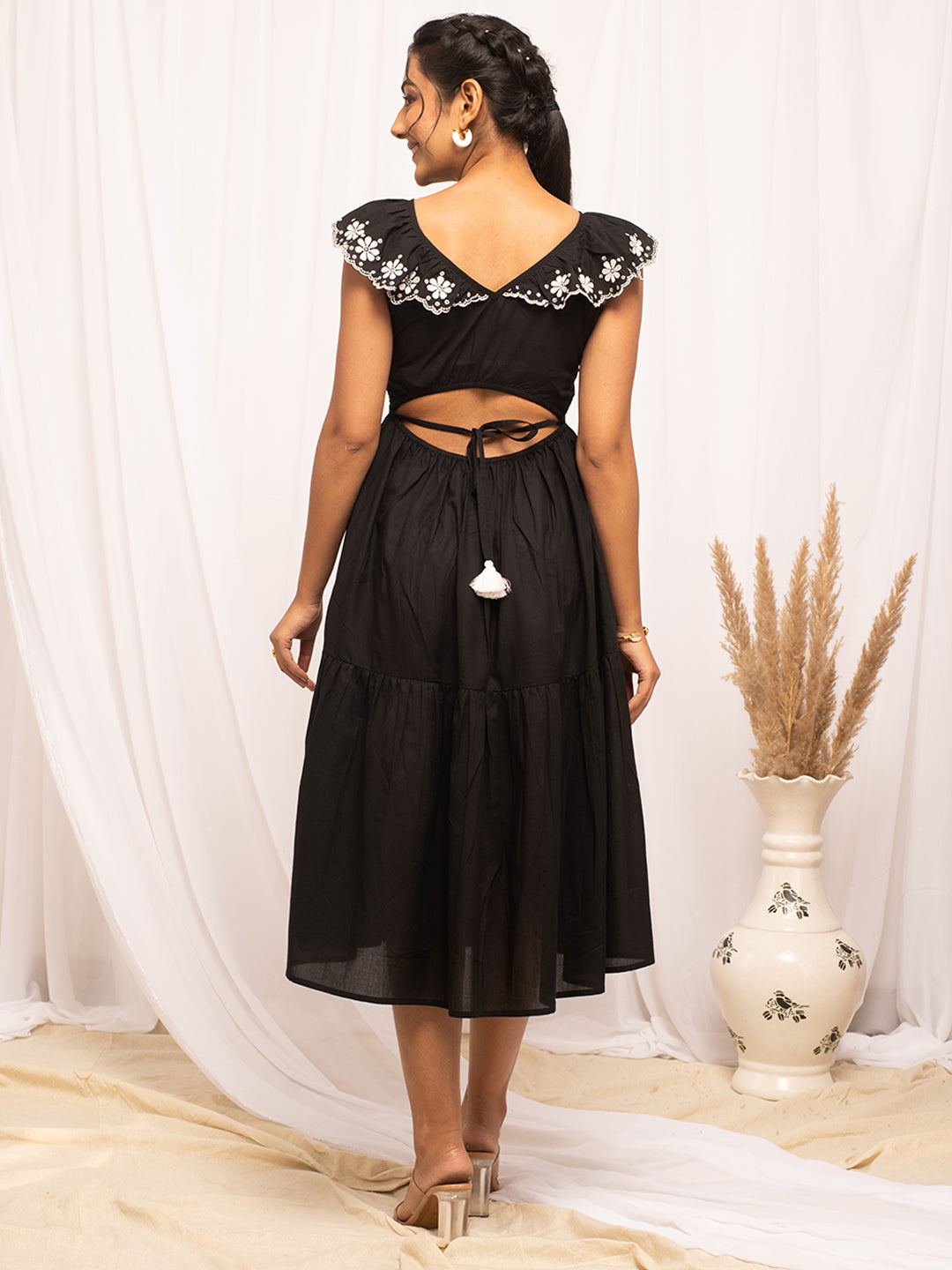 Women's Balck Colour Solid Cotton Skater Dress