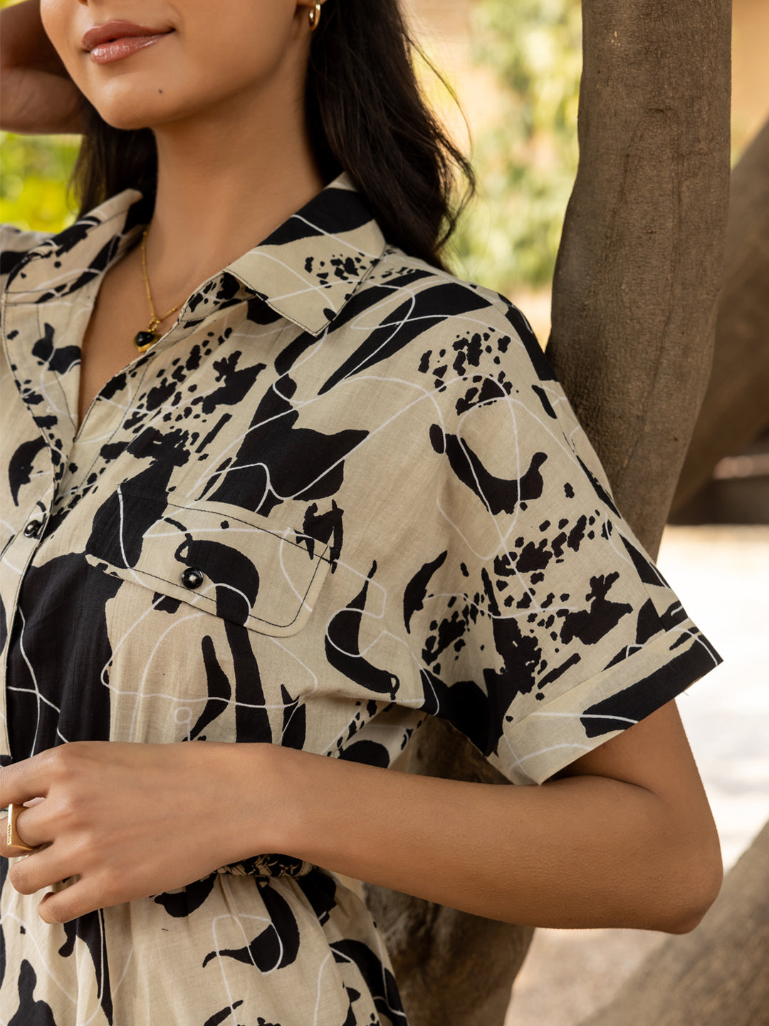 Dhiyona FL Women's Black Abstract Print Cotton Midi Dress