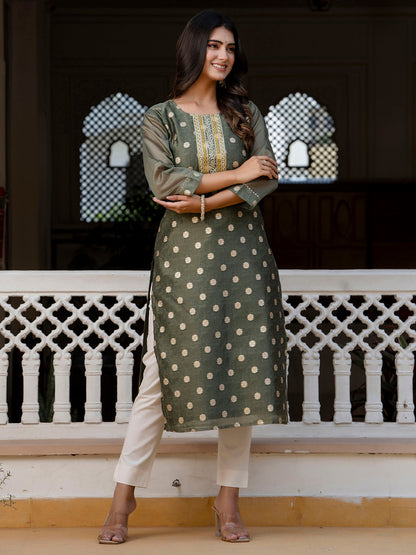 Dhiyona VV Women's Embroidered Silk Blend Straight Kurta