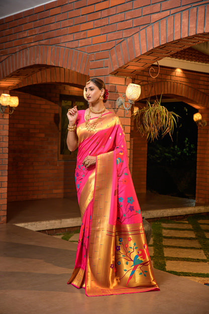 Dhiyona GR Women's Muniya Pink Zari Paithani Silk Saree