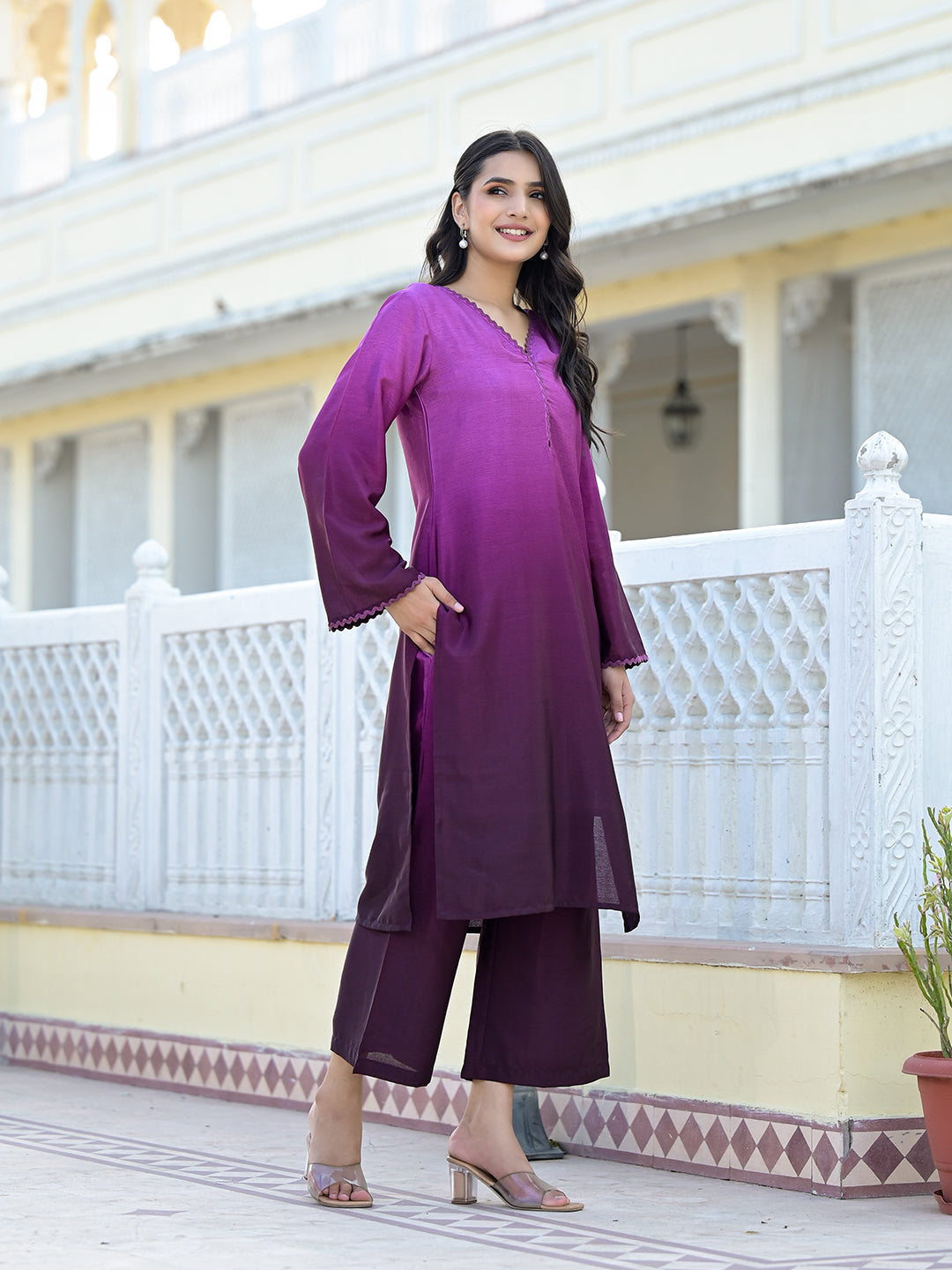 Dhiyona VR Women's Ombre Magenta A-Line Kurta Set
