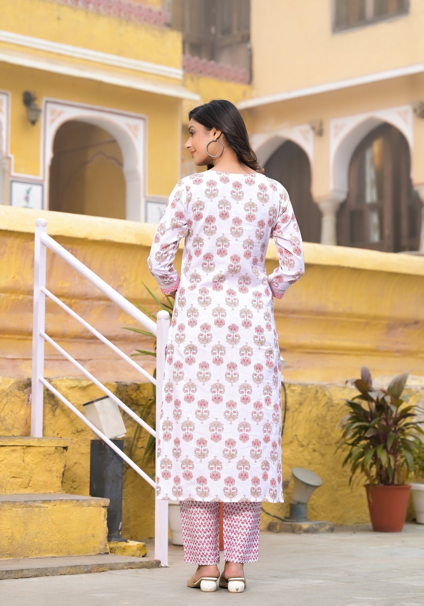 Women Lotus Pink Printed Viscose Rayon Kurta, Pant And Dupatta Set