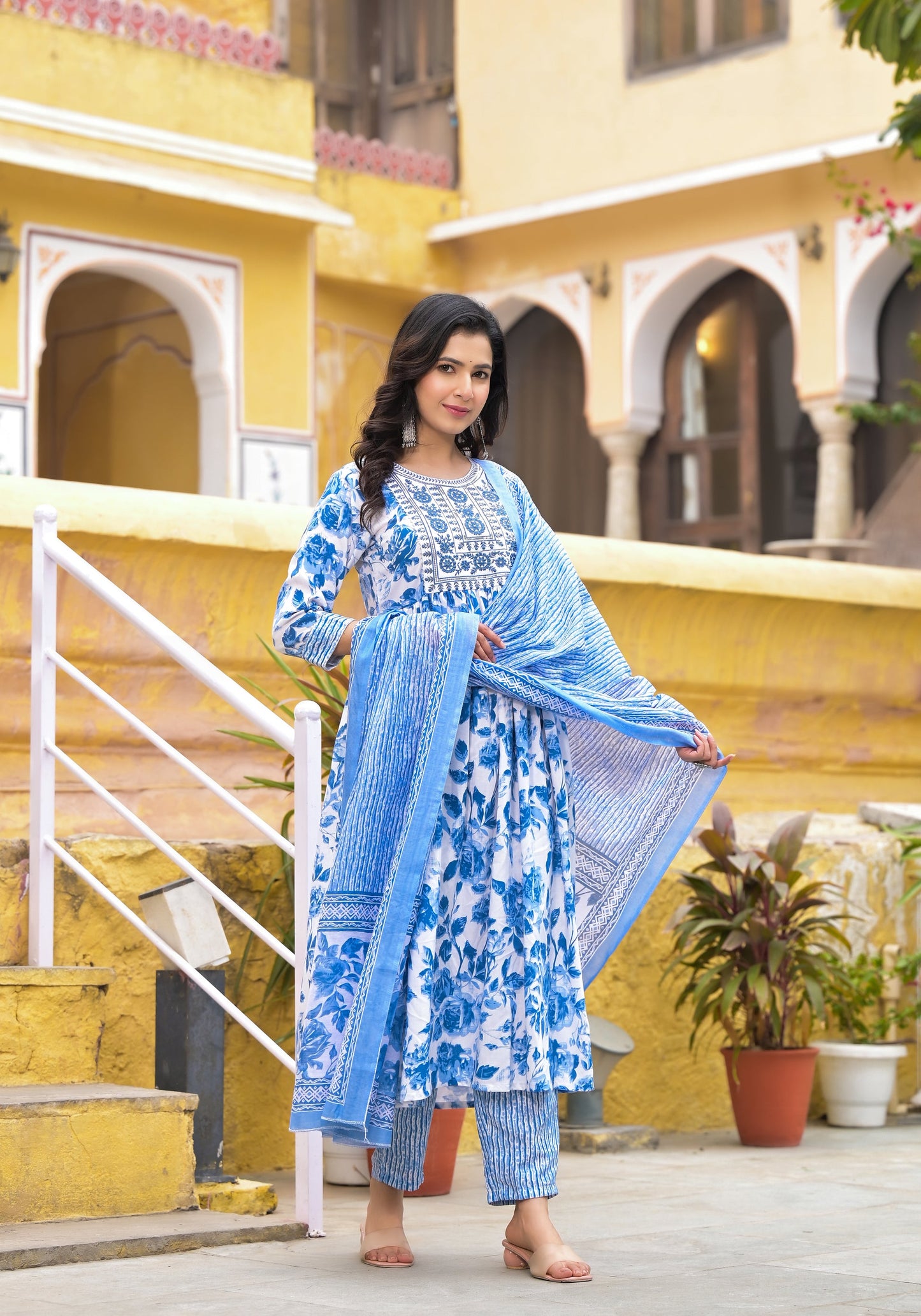 Women White, Blue Floral Print Viscose Rayon Kurta, Pant And Dupatta Set