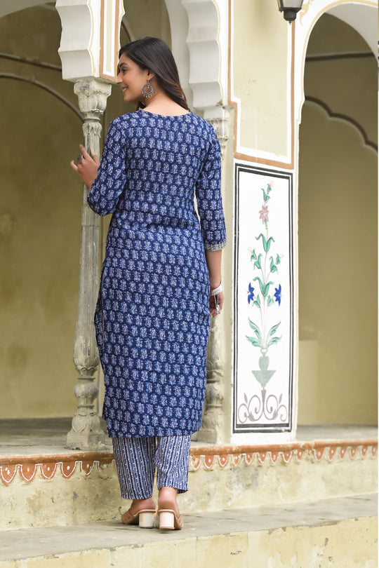 Women White Printed Viscose Rayon Kurta And Pant Set