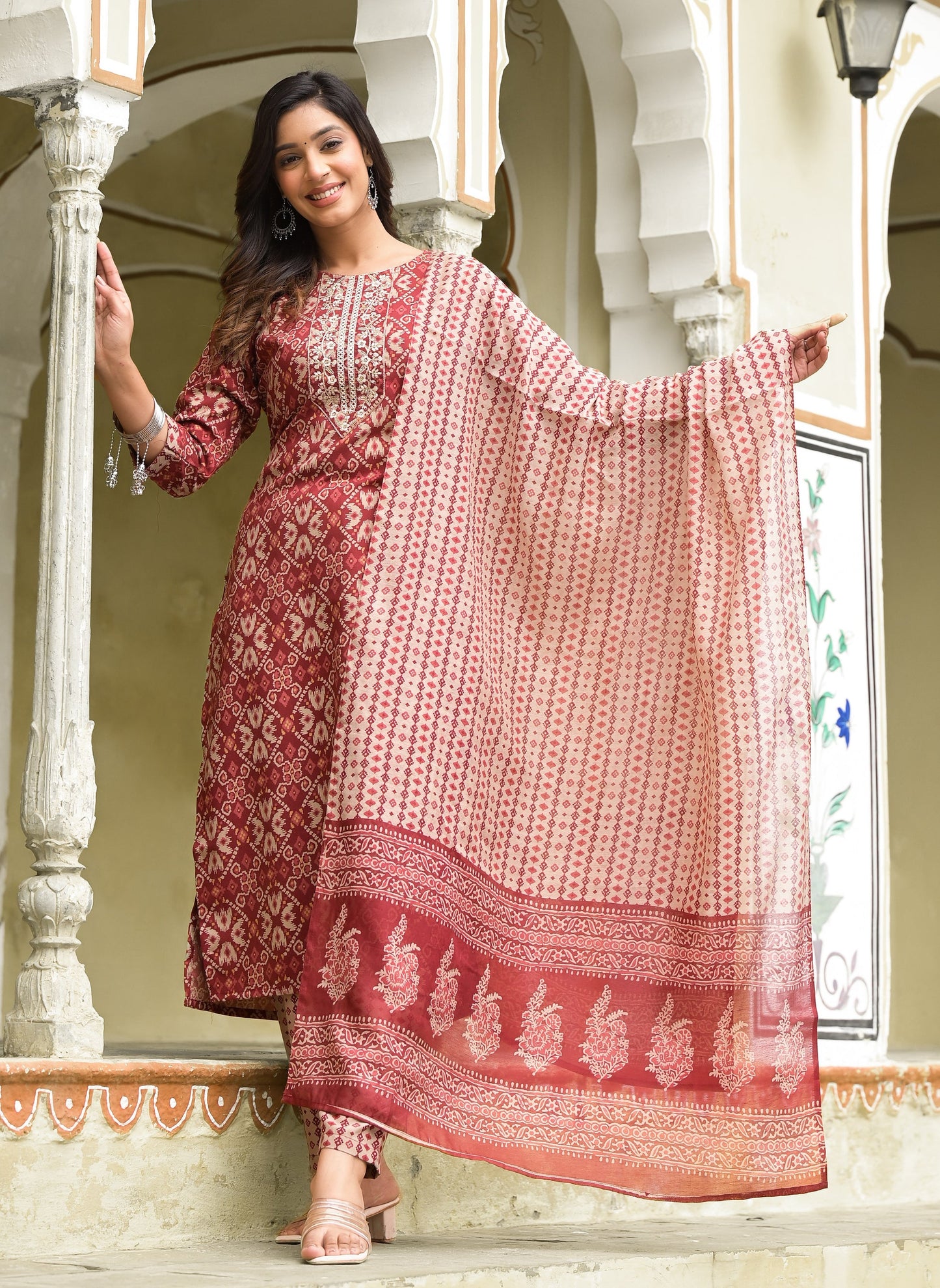 Women Red, Beige Checkered Viscose Rayon Kurta, Pant And Dupatta Set