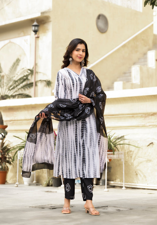 Women Black, White Printed Viscose Rayon Kurta, Pant And Dupatta Set