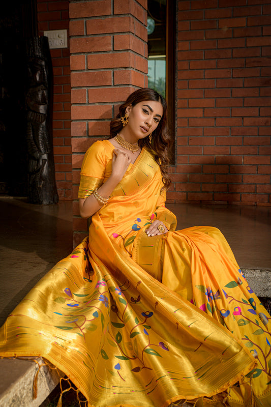 Dhiyona GR Women's Butterfly Yellow Zari Paithani Silk Saree