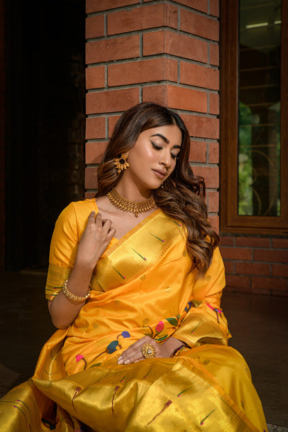 Dhiyona GR Women's Butterfly Yellow Zari Paithani Silk Saree