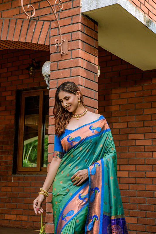 Dhiyona GR Women's Priyanka Green Zari Paithani Silk Saree