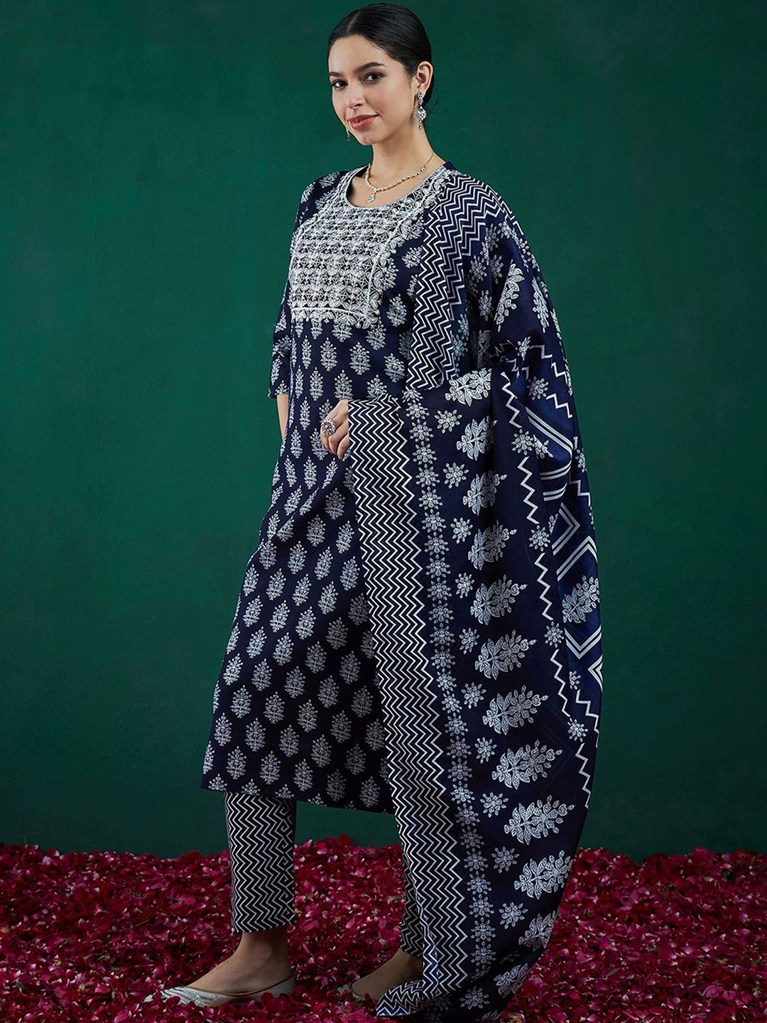 Ethnic Motifs Printed Thread Work Straight Kurta With Trousers & Dupatta