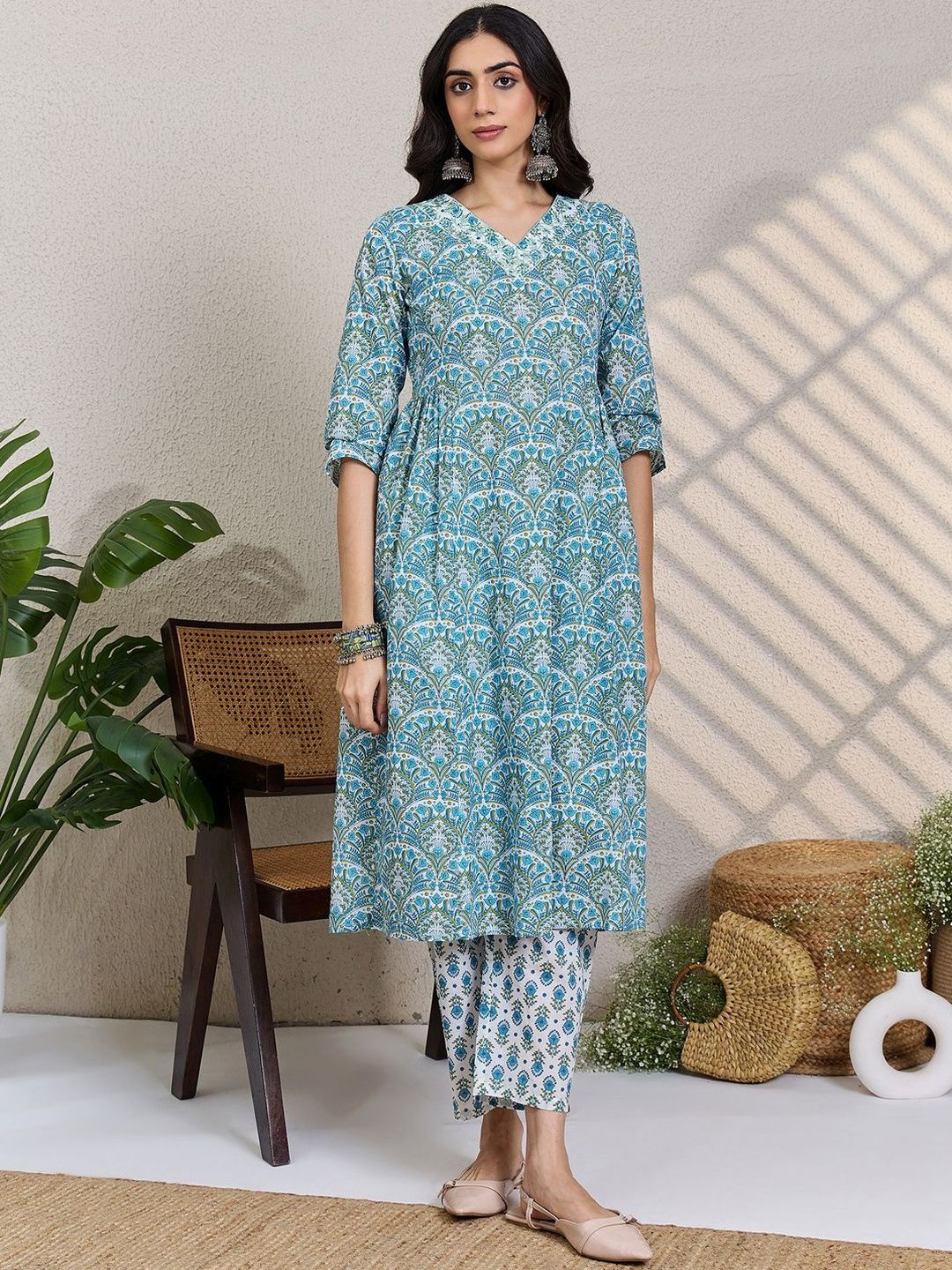 Women Ethnic Motifs Printed Regular Thread Work Pure Cotton Kurta with Trousers & With Dupatta