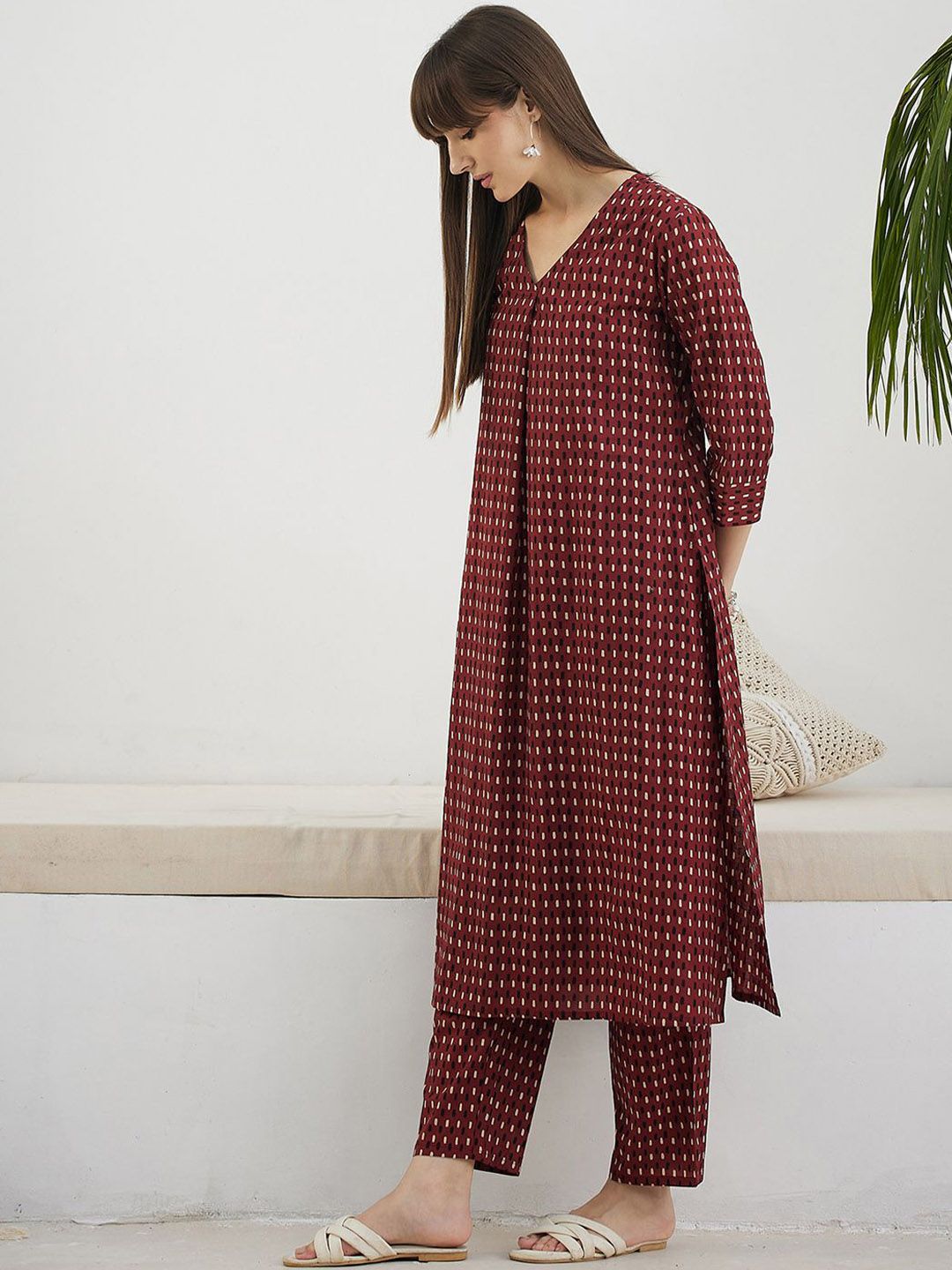 Dhiyona IE Printed Pure Cotton V-Neck Top With Trousers Co-Ords