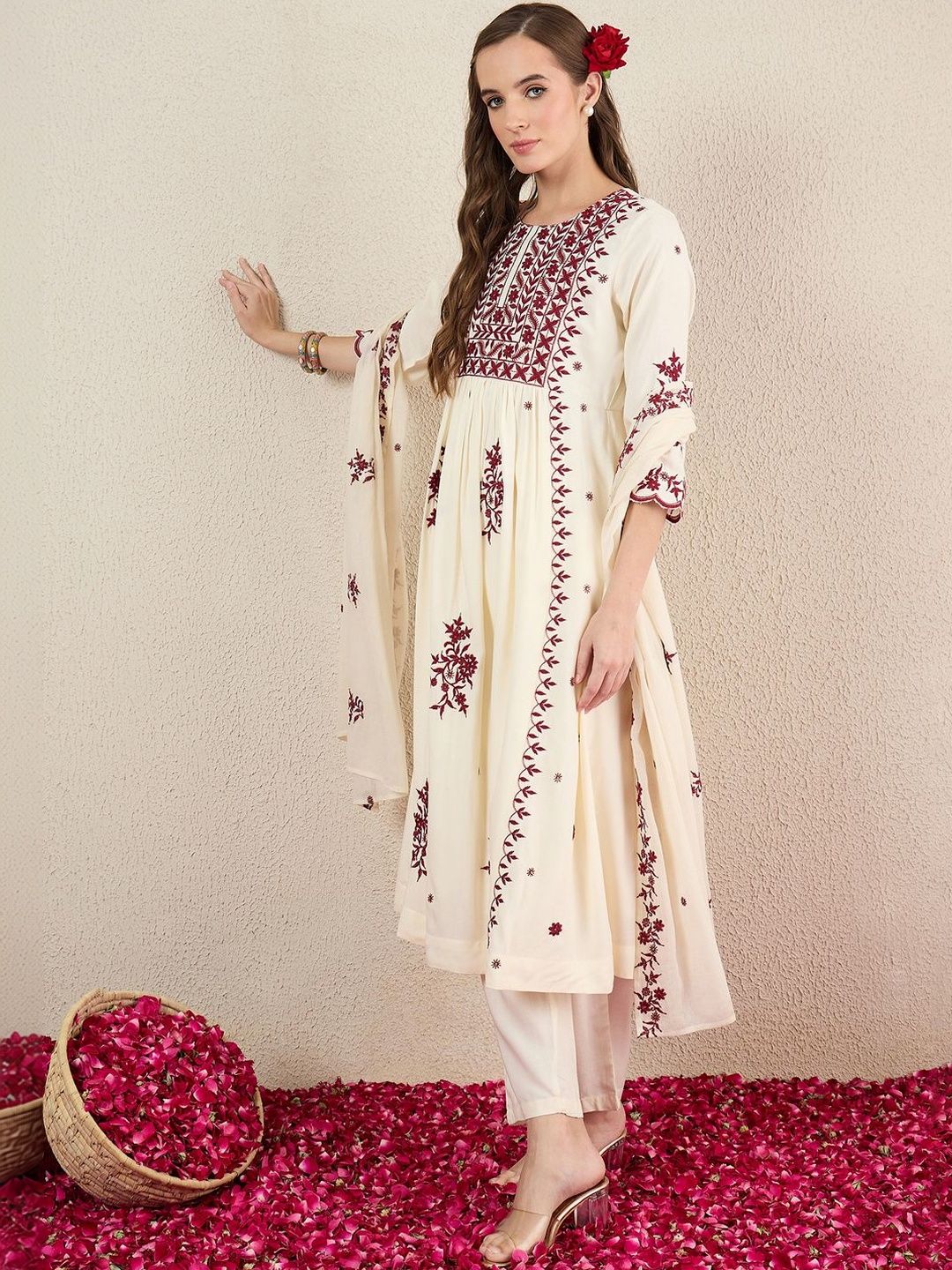 Women Ethnic Motifs Embroidered Empire Thread Work Kurta with Trousers & With Dupatta