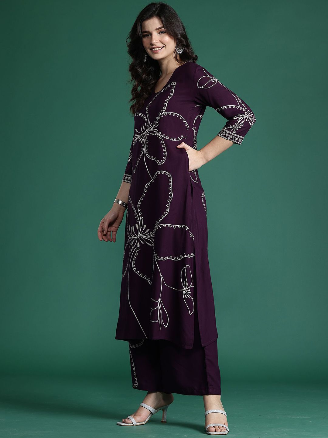 Dhiyona IE Embroidered Three-Quarter Sleeves Tunic With Palazzo