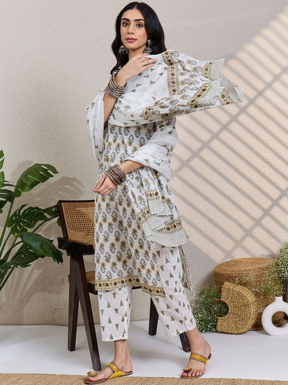 Women Floral Printed Cotton Kurta with Trousers & Dupatta
