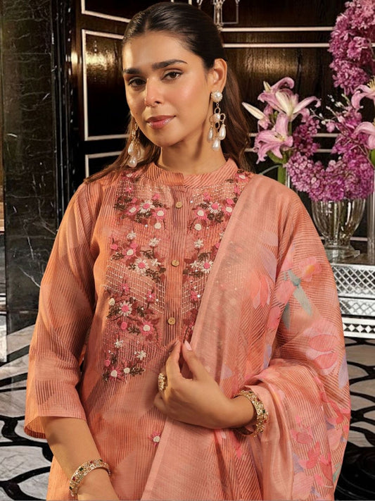 Women Floral Embroidered Regular Thread Work Chanderi Cotton Kurta with Trousers & With Dupatta