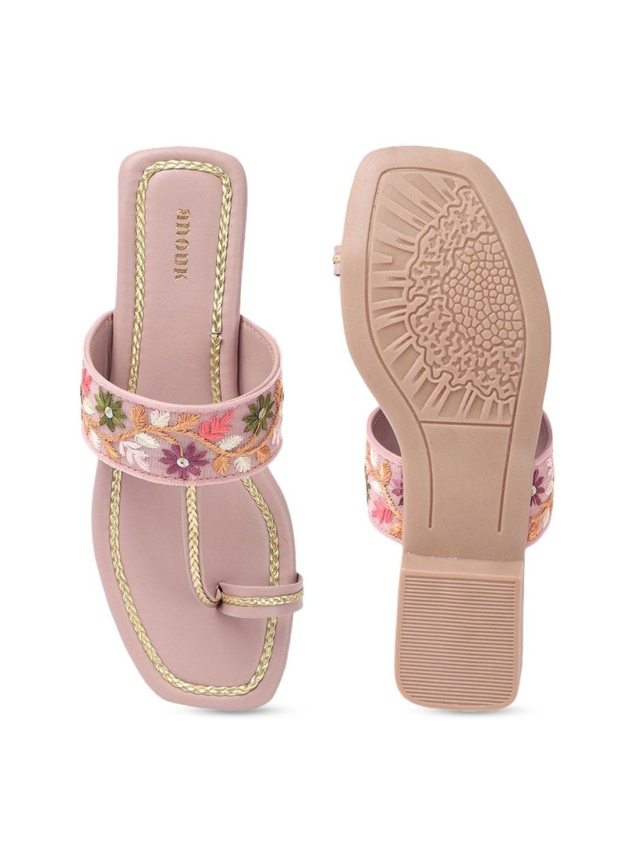 Dhiyona AK Women Embroidered Open Toe Flats