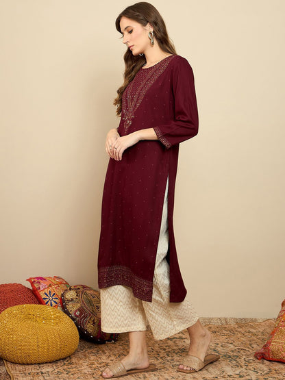 Dhiyona IE Floral Printed Round Neck Sequinned Straight Kurta