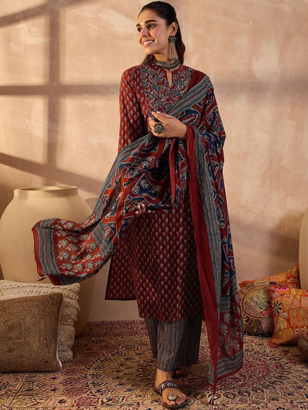 Women Floral Printed Cotton Kurta with Trousers & Dupatta