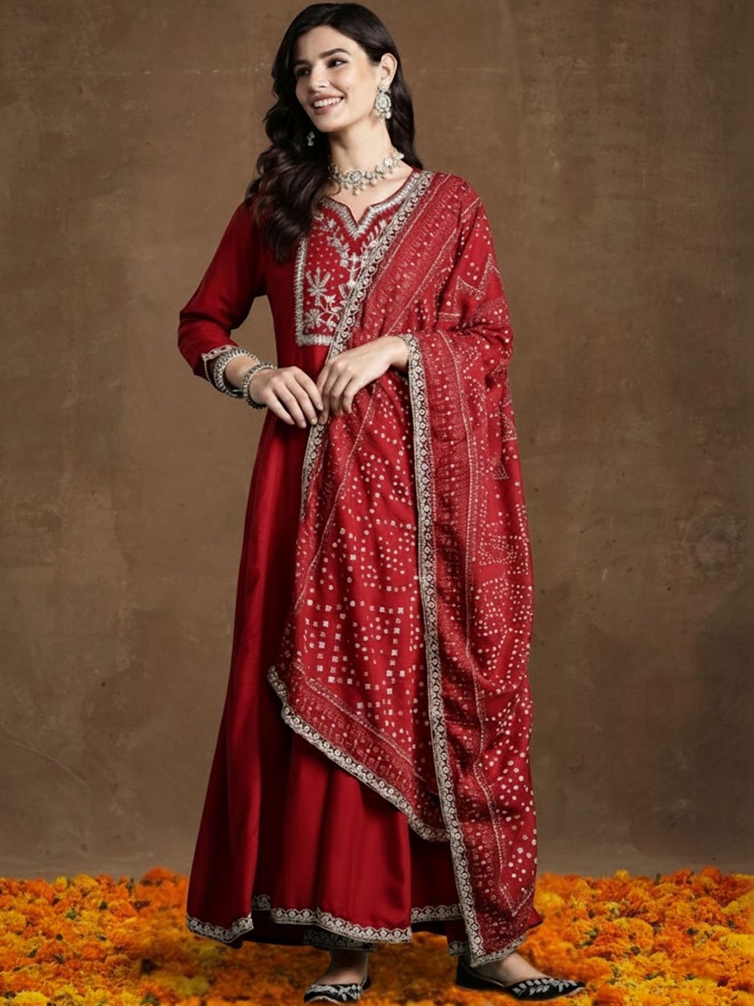 Dhiyona IE Women Ethnic Motifs Embroidered Panelled Thread Work Kurta with Trousers & With Dupatta