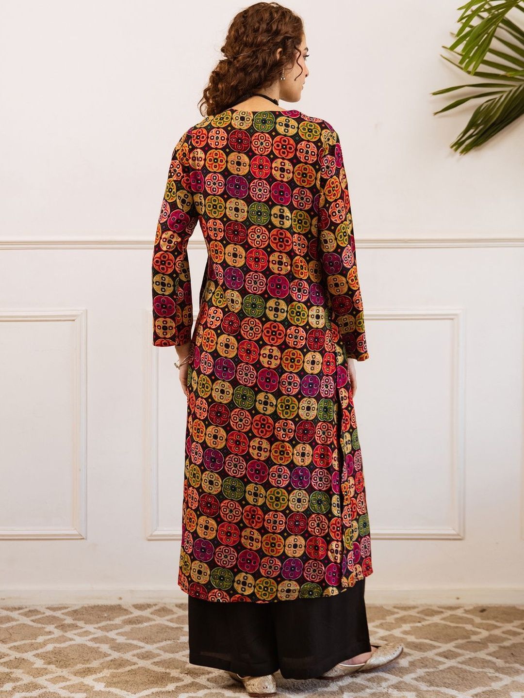 Women Printed Regular Beads and Stones Work Kurta with Palazzos