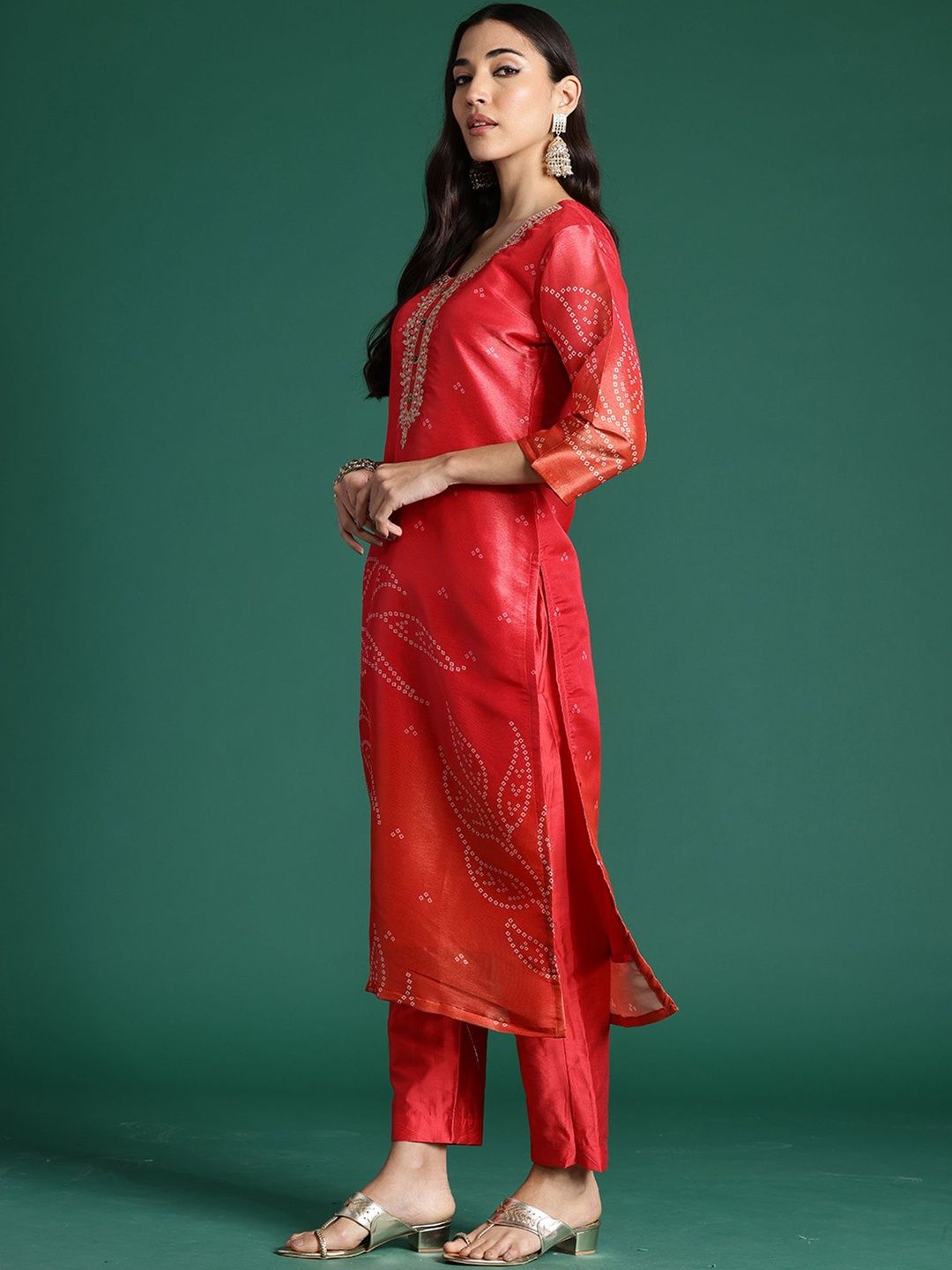 Women Ethnic Motifs Embroidered Regular Thread Work Kurta with Trousers & With Dupatta