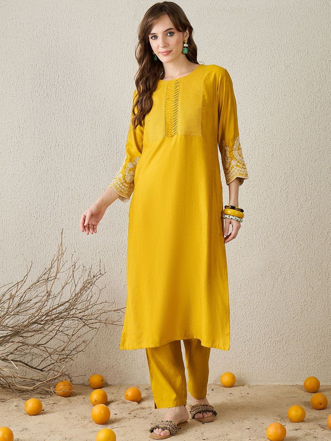 Ethnic Motifs Embroidered Beads And Stones Kurta With Trouser