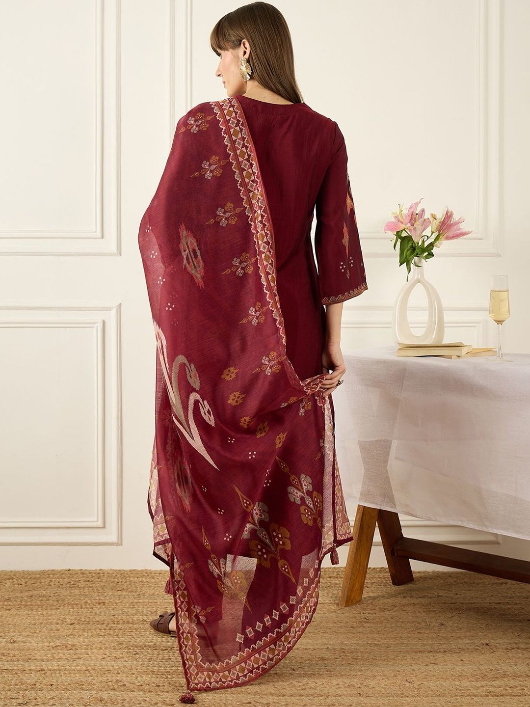 Floral Embroidered Round Neck Regular Straight Kurta With Trousers & Dupatta
