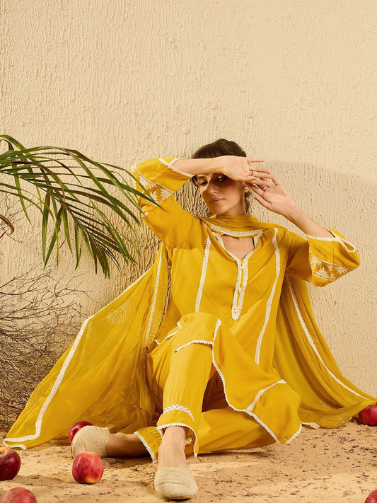 Dhiyona IE Women Ethnic Motifs Embroidered Regular Thread Work Kurta with Trousers & With Dupatta