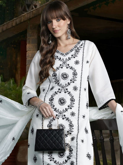 Women Ethnic Motifs Embroidered Regular Thread Work Kurta with Trousers & With Dupatta