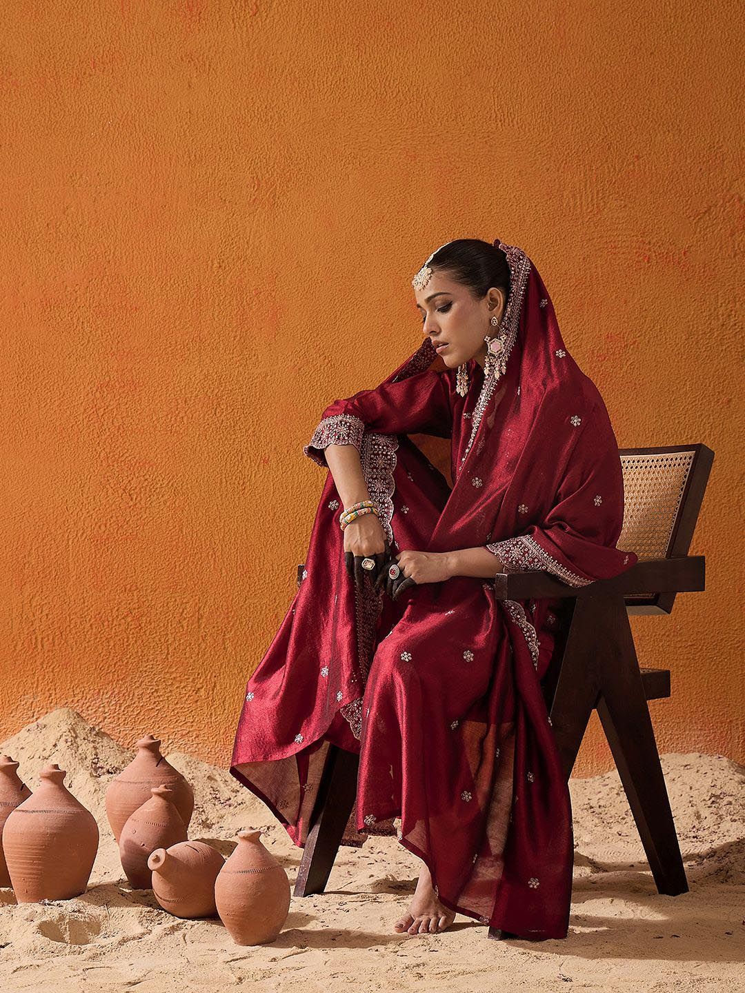 Dhiyona IE Ethnic Motifs Embroidered Thread Work Straight Kurta With Trousers & Dupatta