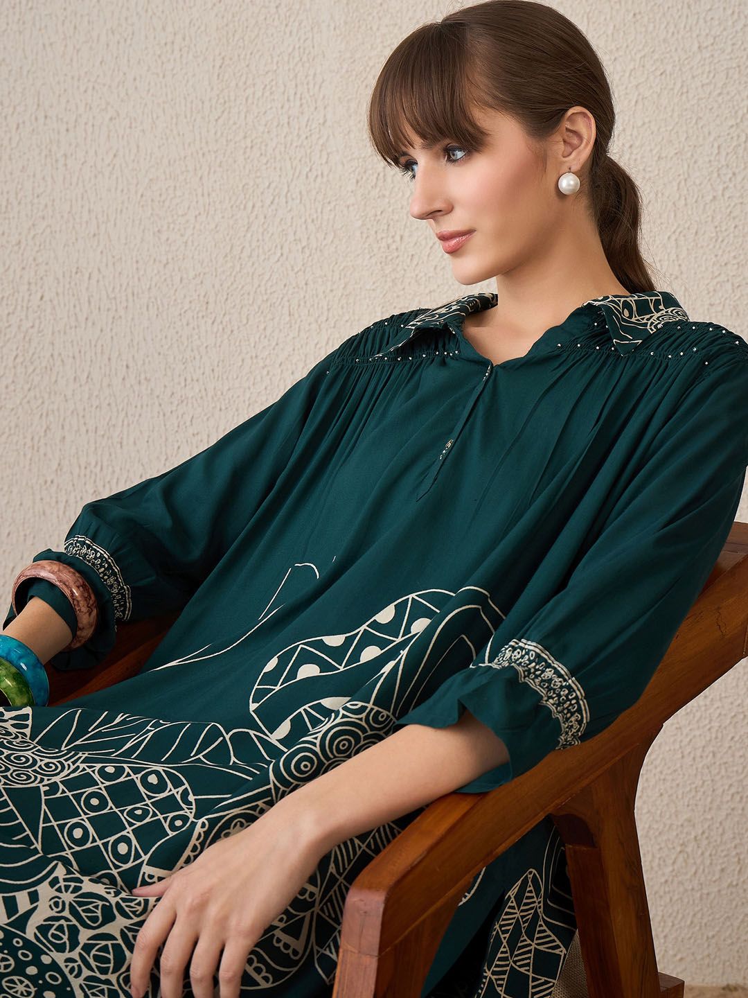 Dhiyona IE Floral Printed Shirt Collar A-Line Kurta With Trousers