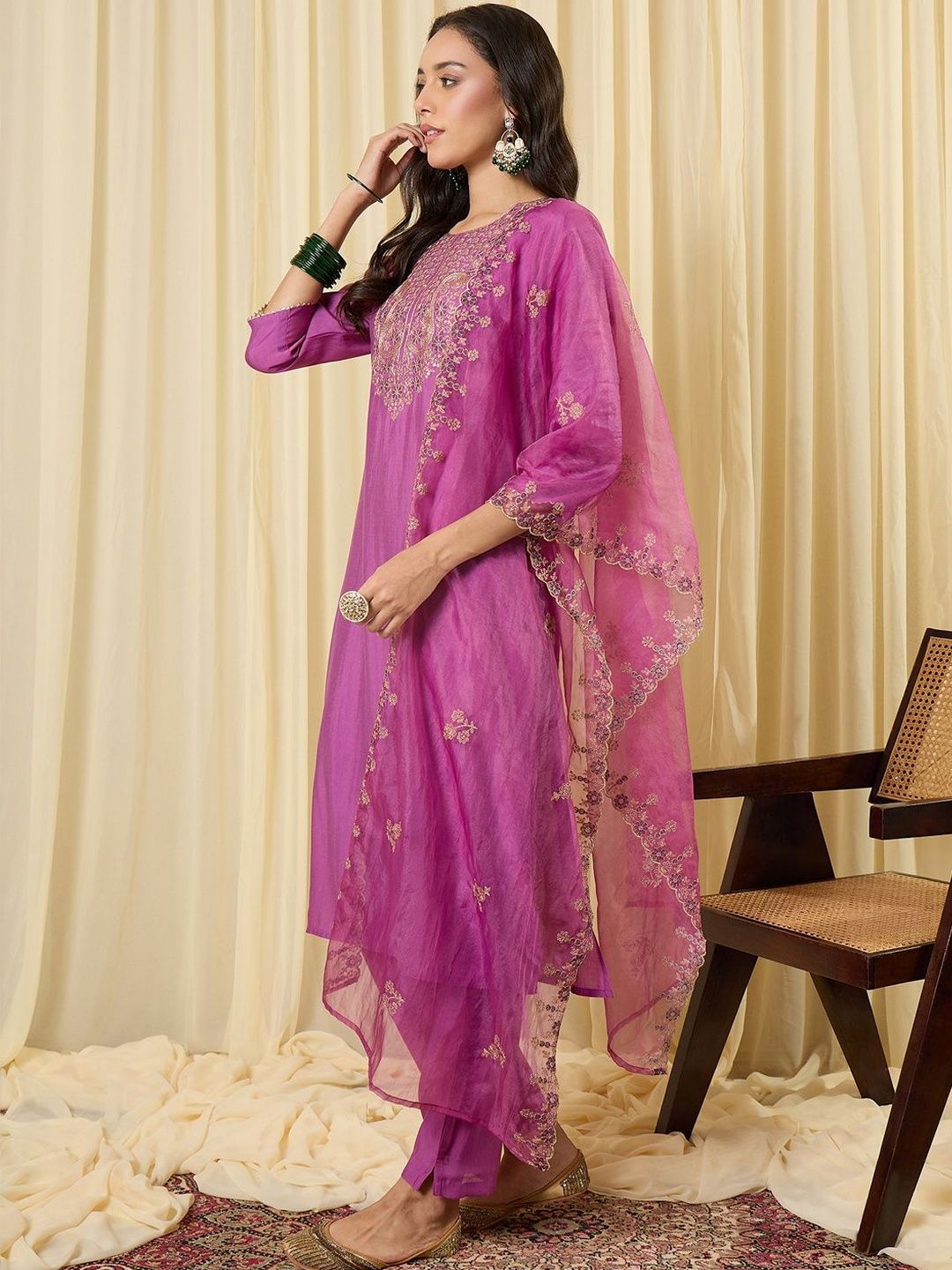 Women Ethnic Motifs Embroidered Regular Thread Work Kurta with Trousers & With Dupatta