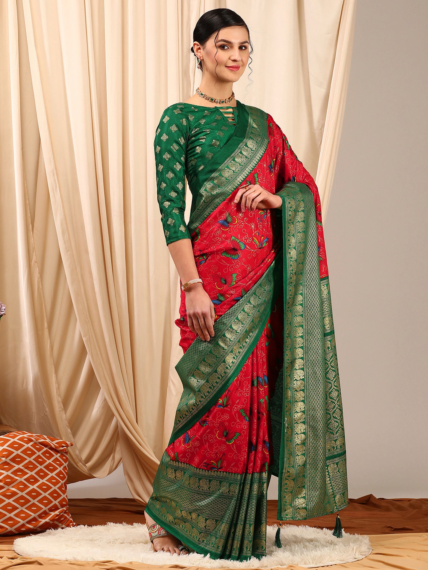 Women's Cotton Blend Red Printed Designer Saree With Blouse Piece