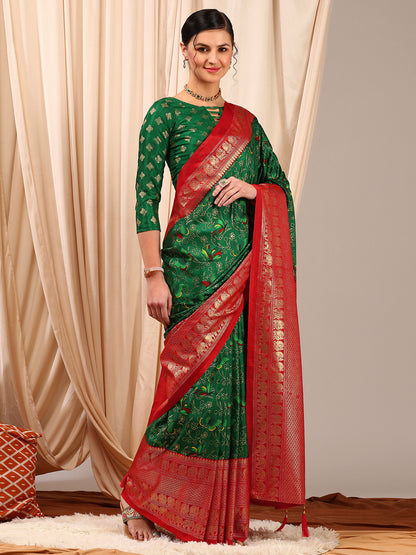Women's Cotton Blend Green Printed Designer Saree With Blouse Piece