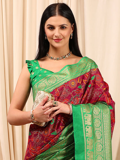 Women's Cotton Blend Magenta Printed Designer Saree With Blouse Piece