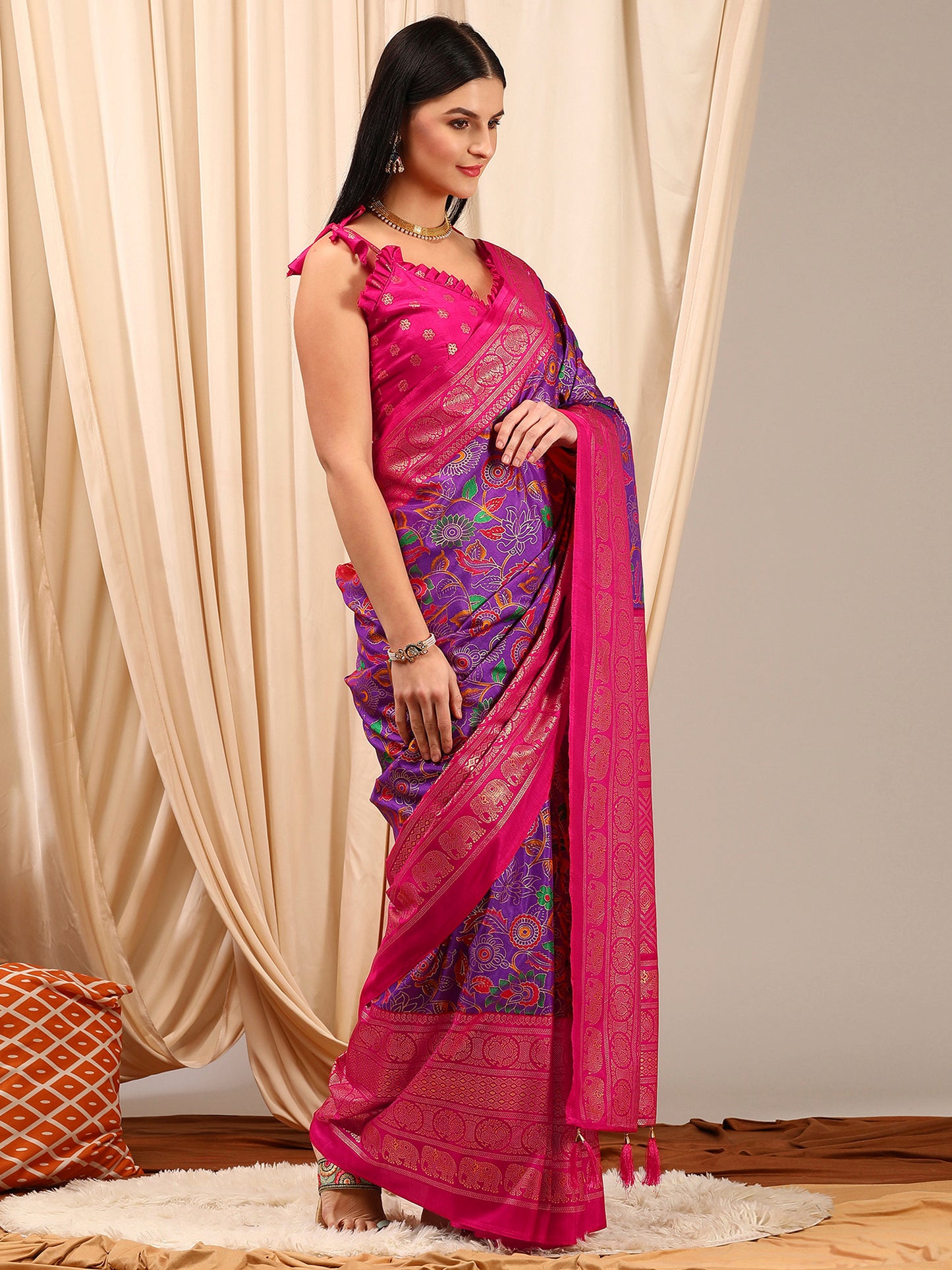 Women's Cotton Blend Purple Printed Designer Saree With Blouse Piece