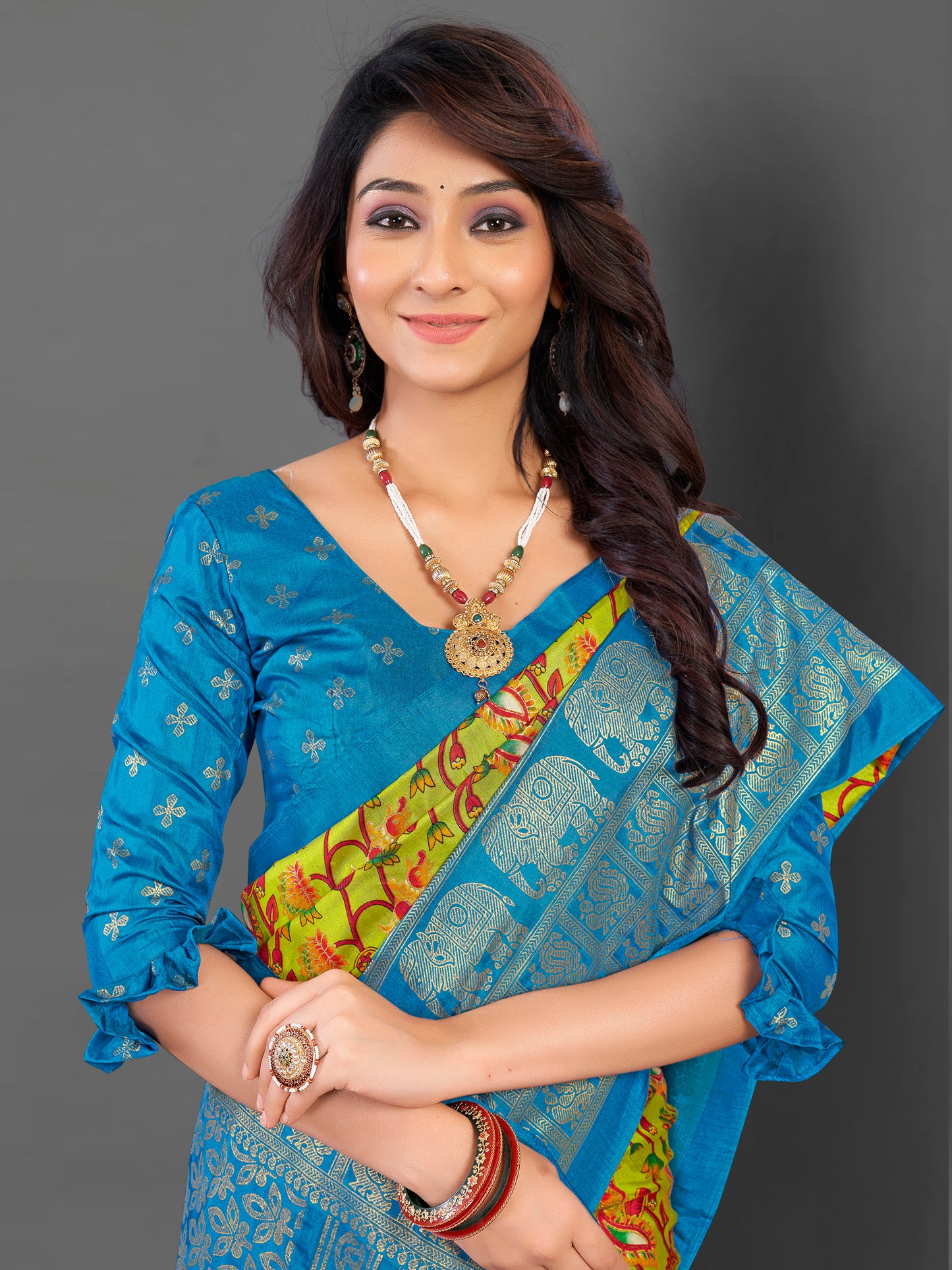 Women's Cotton Blend Light Green Printed Designer Saree With Blouse Piece
