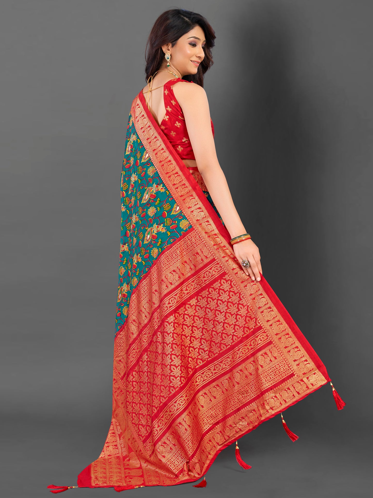Women's Cotton Blend Teal blue Printed Designer Saree With Blouse Piece