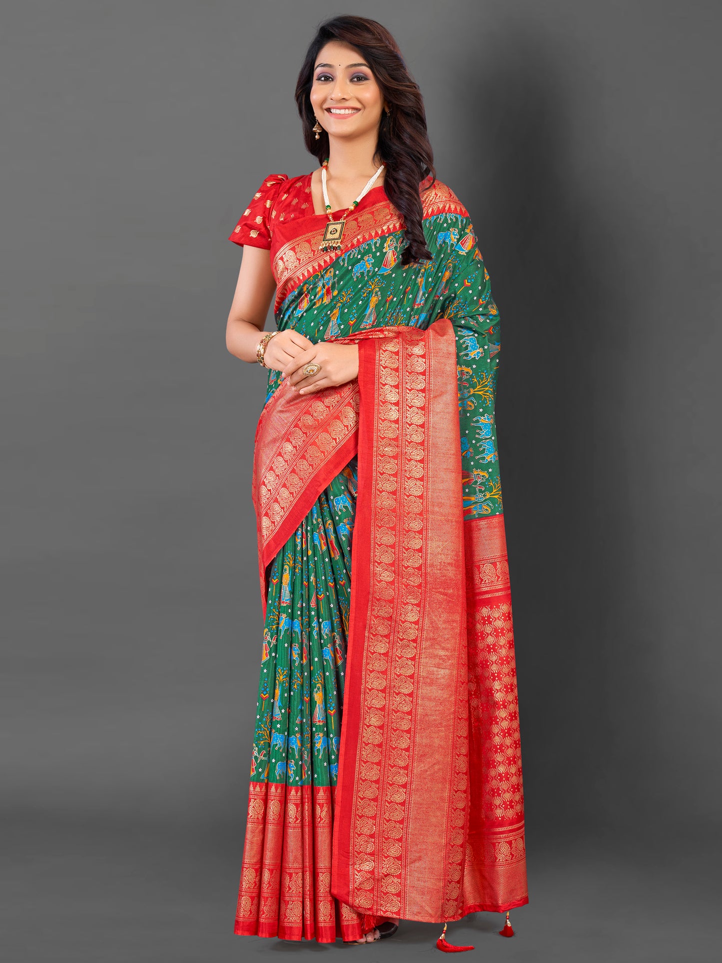 Women's Cotton Blend Green Printed Designer Saree With Blouse Piece