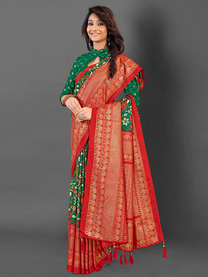 Women's Cotton Blend Green Printed Designer Saree With Blouse Piece