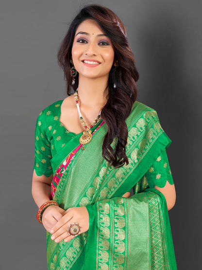 Women's Cotton Blend Pink Printed Designer Saree With Blouse Piece