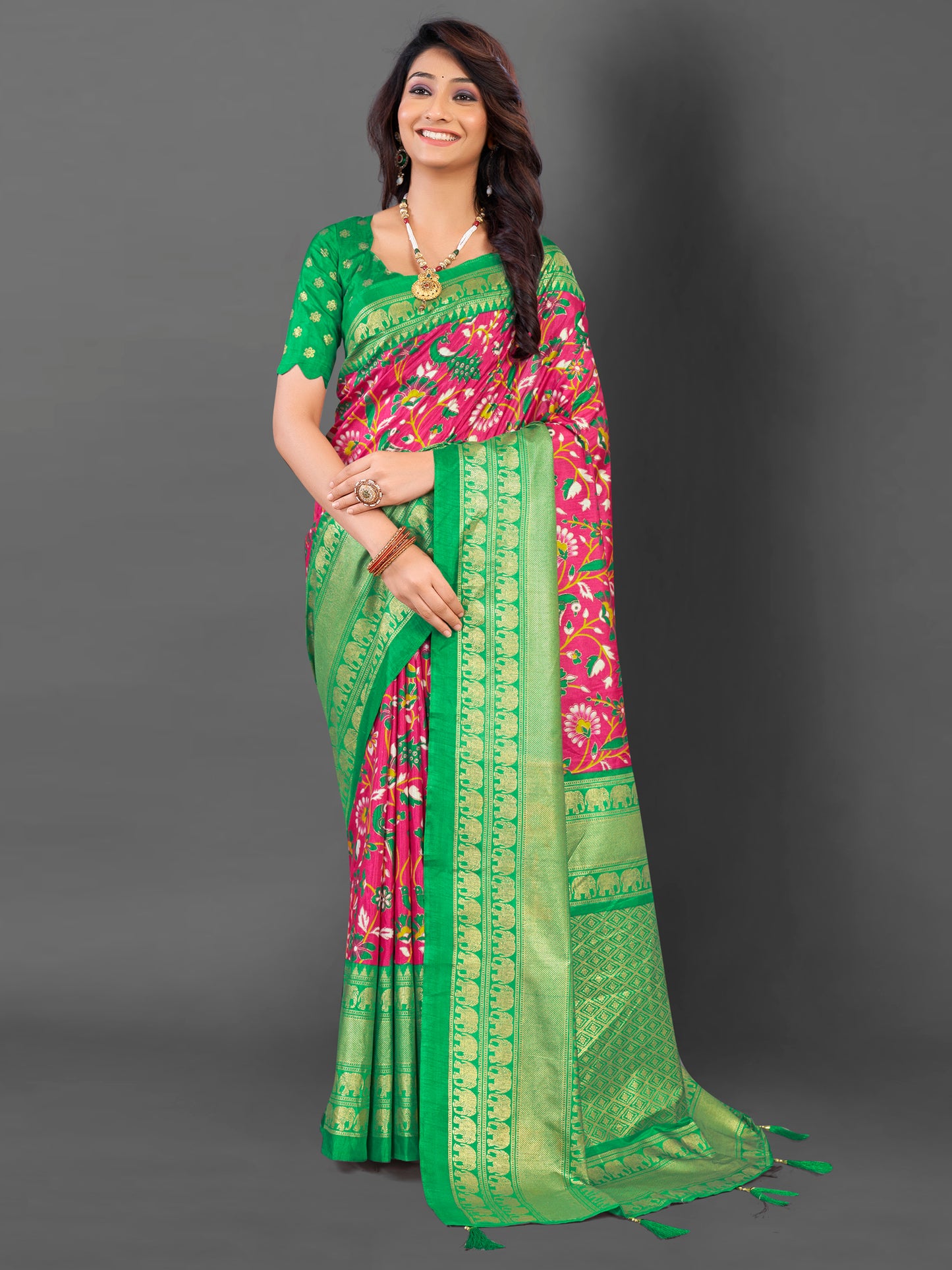 Women's Cotton Blend Pink Printed Designer Saree With Blouse Piece