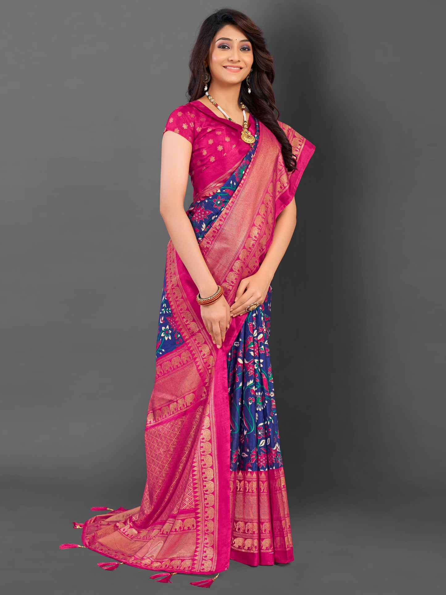 Women's Cotton Blend Blue Printed Designer Saree With Blouse Piece
